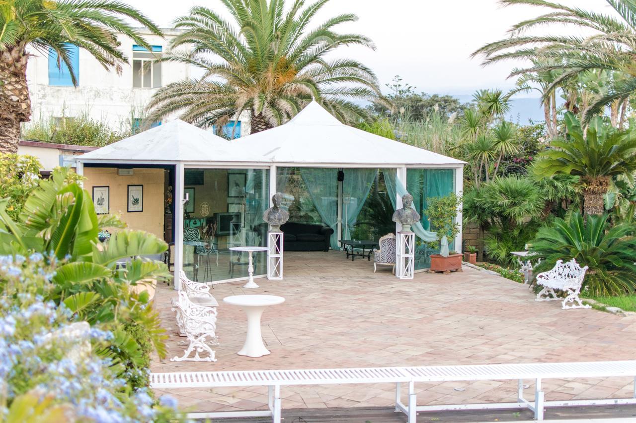Bed and Breakfast I Giardini Di Giano à Torre di Faro Extérieur photo