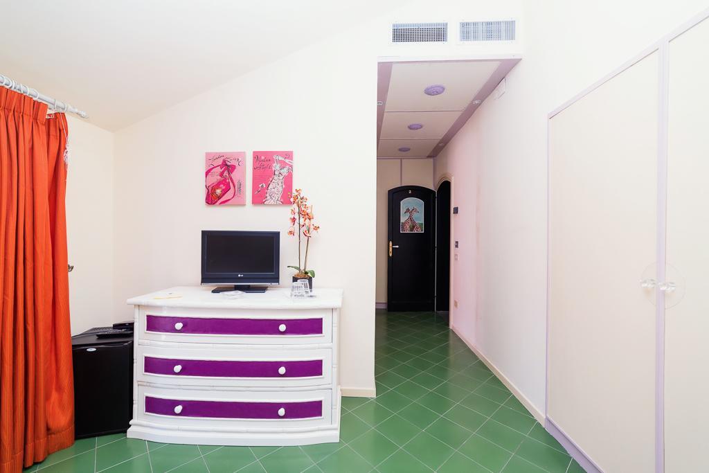 Bed and Breakfast I Giardini Di Giano à Torre di Faro Extérieur photo
